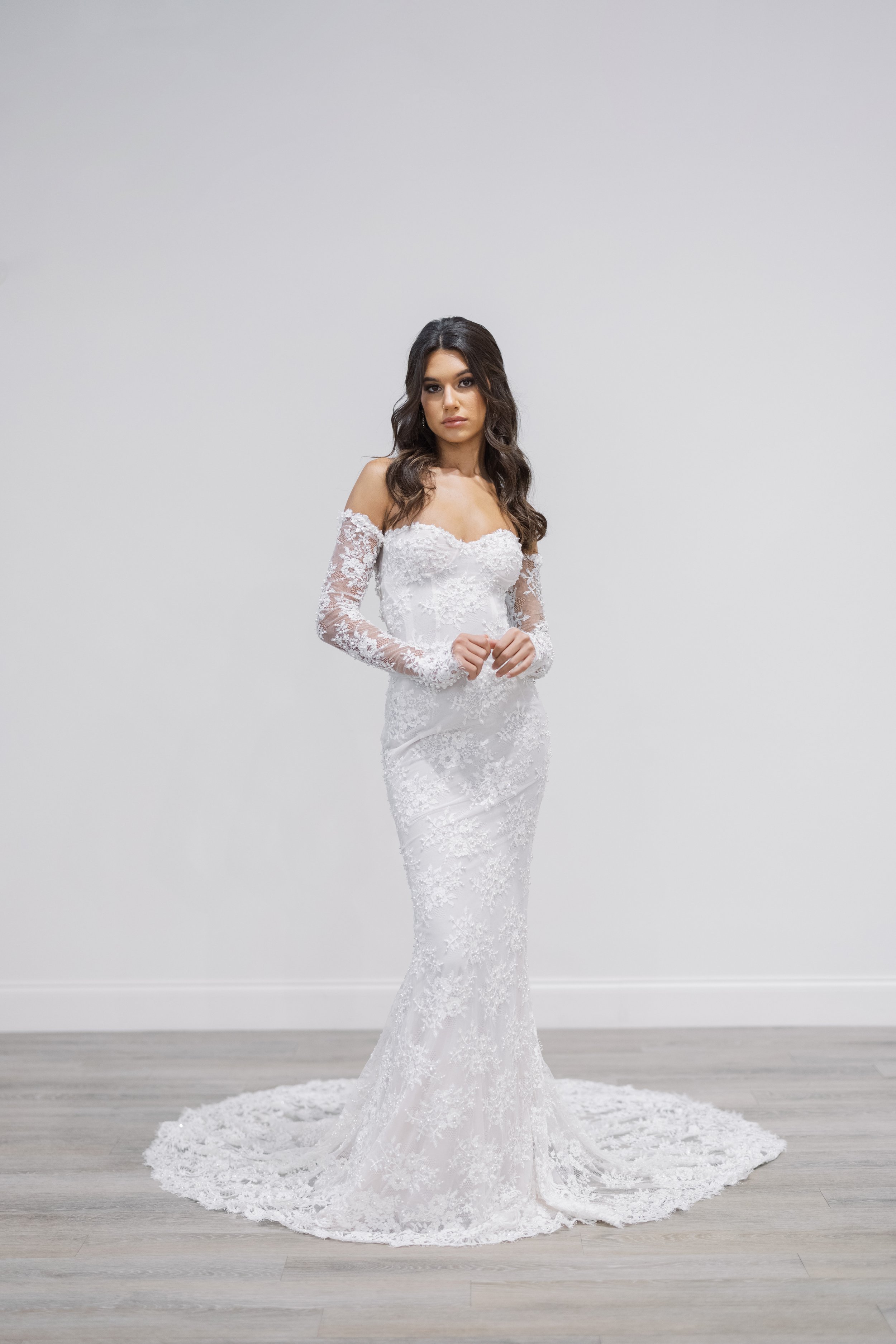Long sleeve lace mermaid hotsell bridal gowns